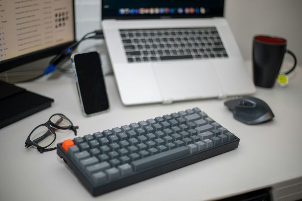 What Role Do Emerging Technologies Play in Shaping the Future of UK Computing Hardware?